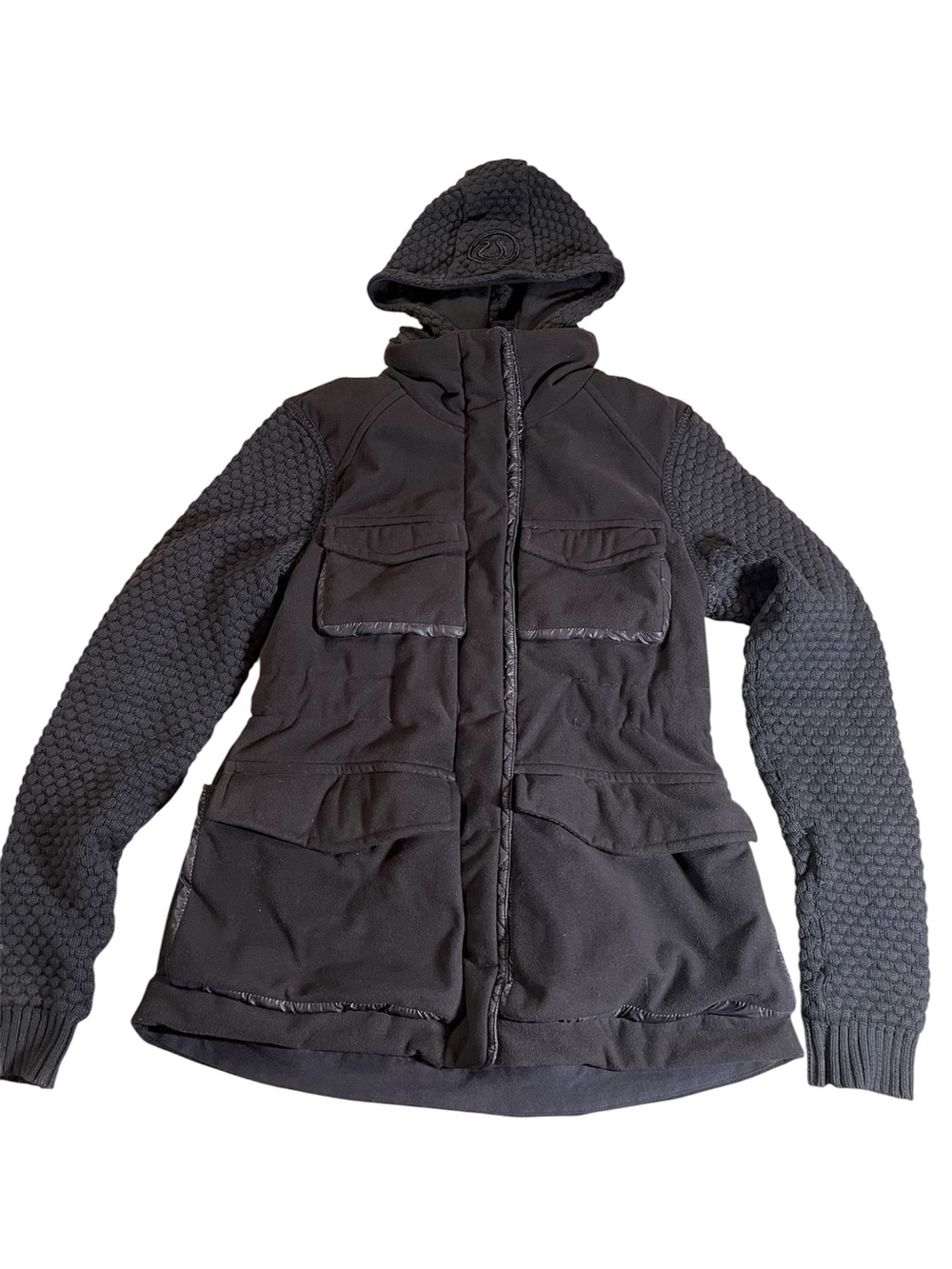 Lululemon Miracle Jacket black removable hood
Size 6 - Picture 14 of 14